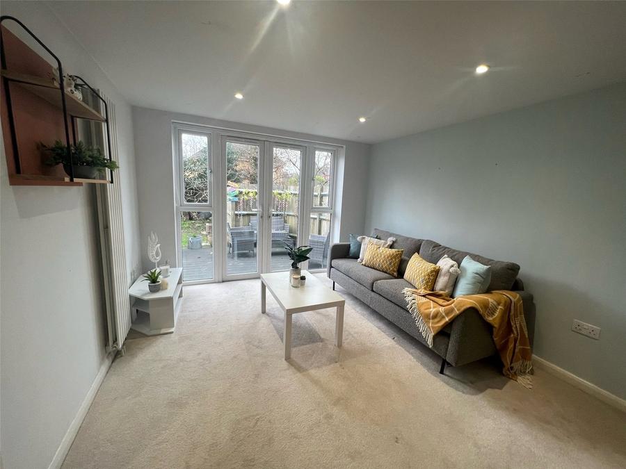 2 bedroom apartment to rent