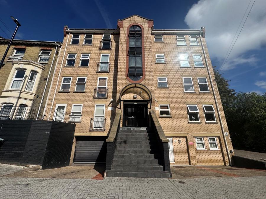 1 bedroom apartment to rent