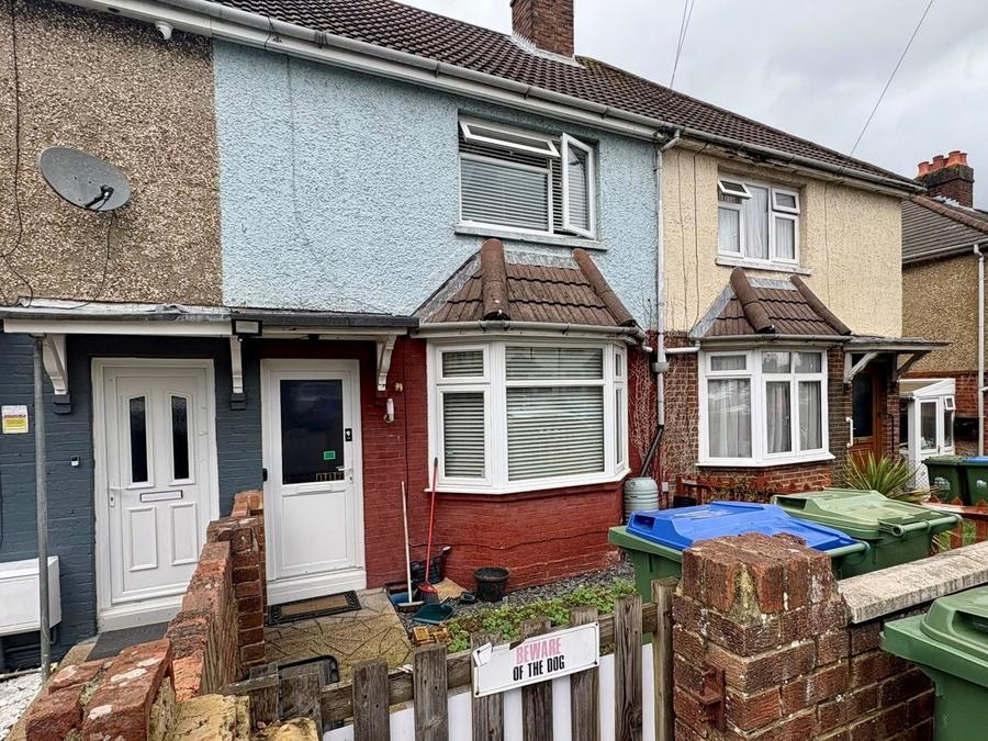 3 bedroom  terraced house to rent