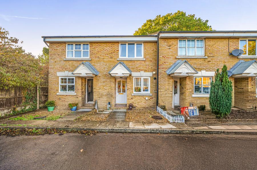 2 bedroom  terraced house to rent