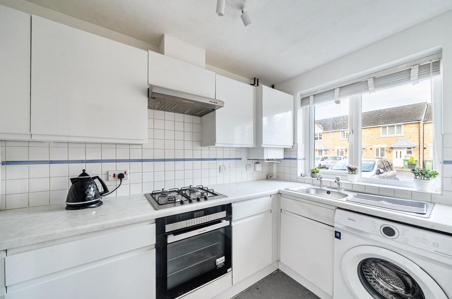 2 bedroom  terraced house to rent