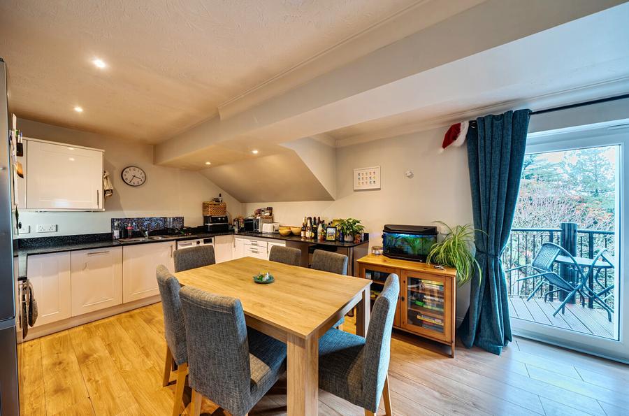 2 bedroom apartment to rent