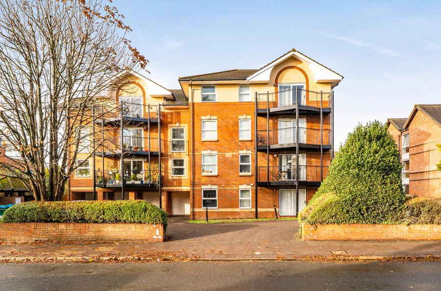 2 bedroom apartment to rent