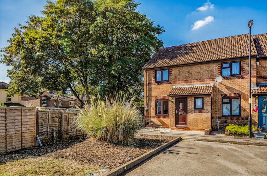 2 bedroom house for sale
