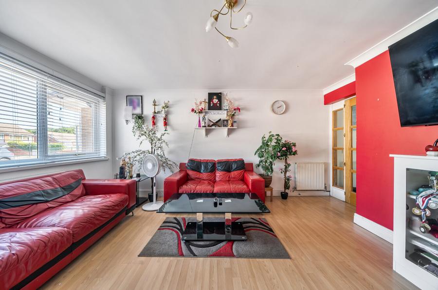 3 bedroom  semi-detached house for sale
