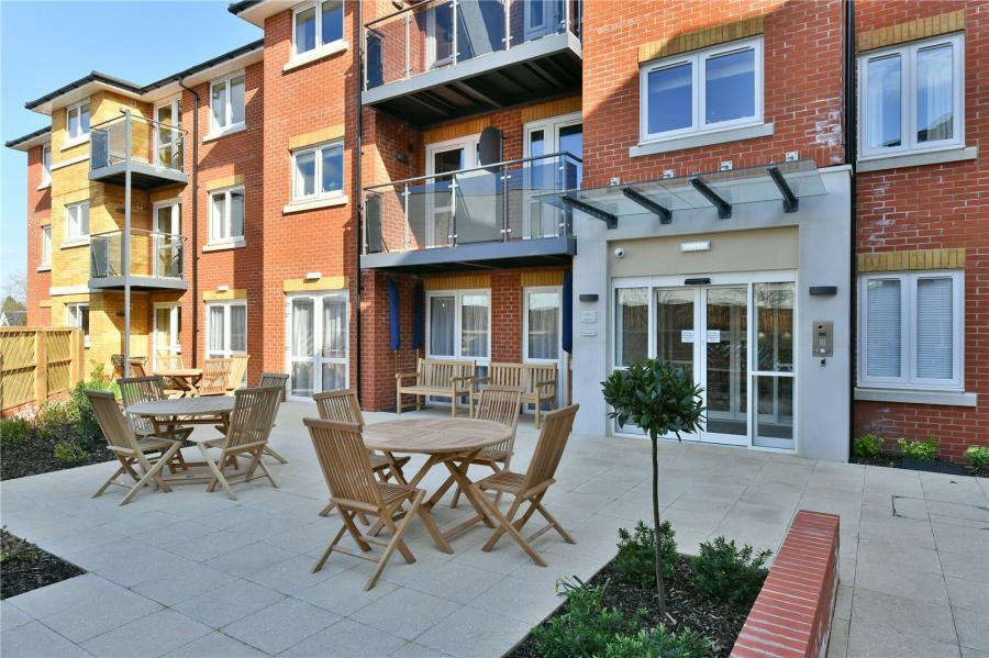 1 bedroom apartment for sale