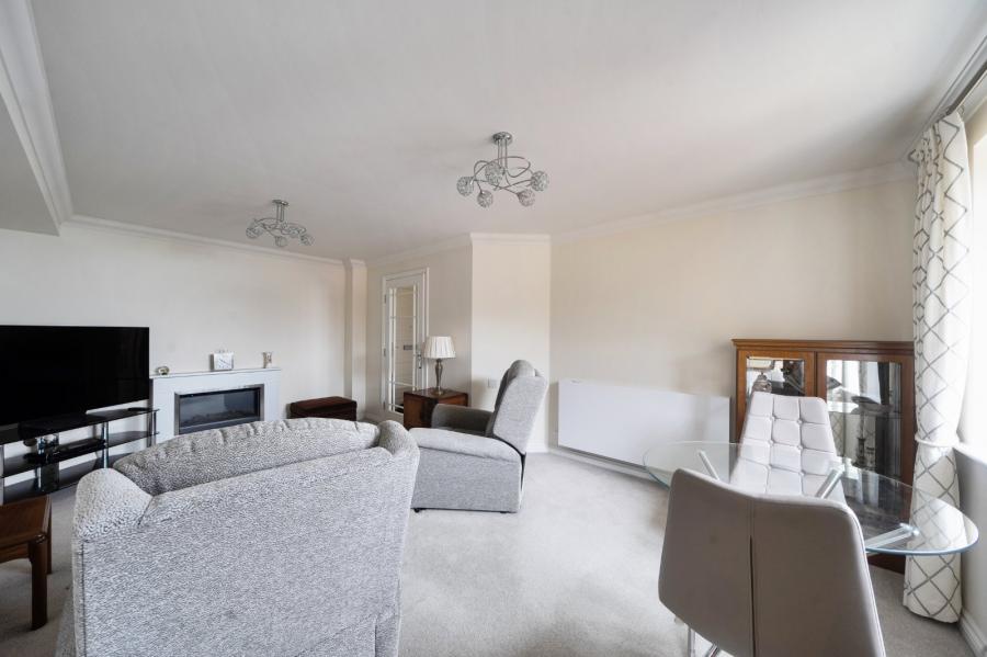 1 bedroom apartment for sale