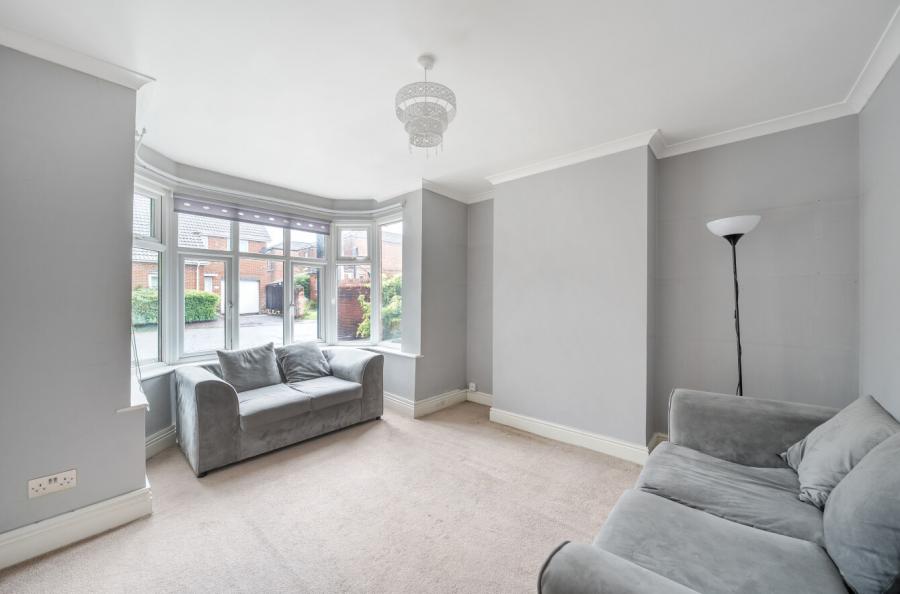 2 bedroom  detached house for sale