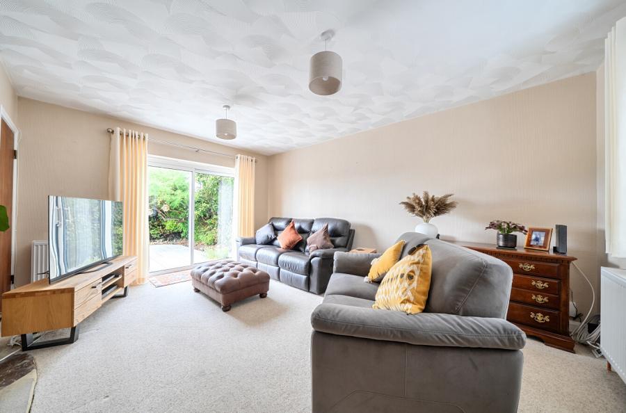 3 bedroom  detached house for sale