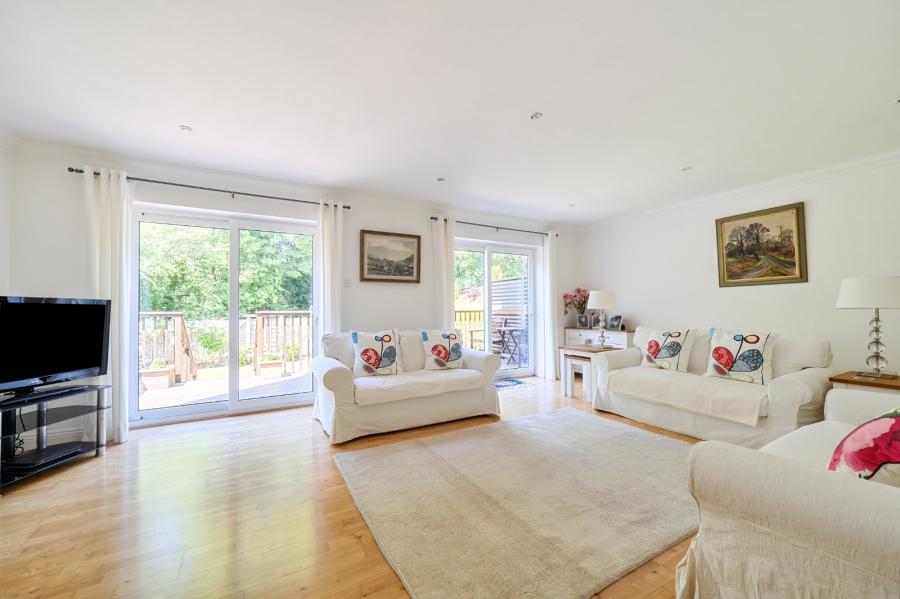 4 bedroom  detached house for sale