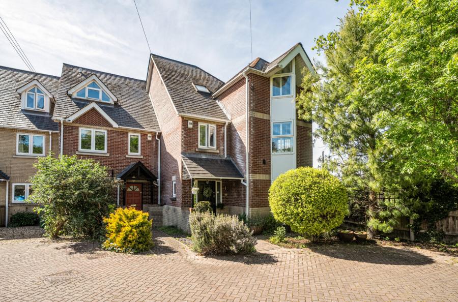 4 bedroom house for sale
