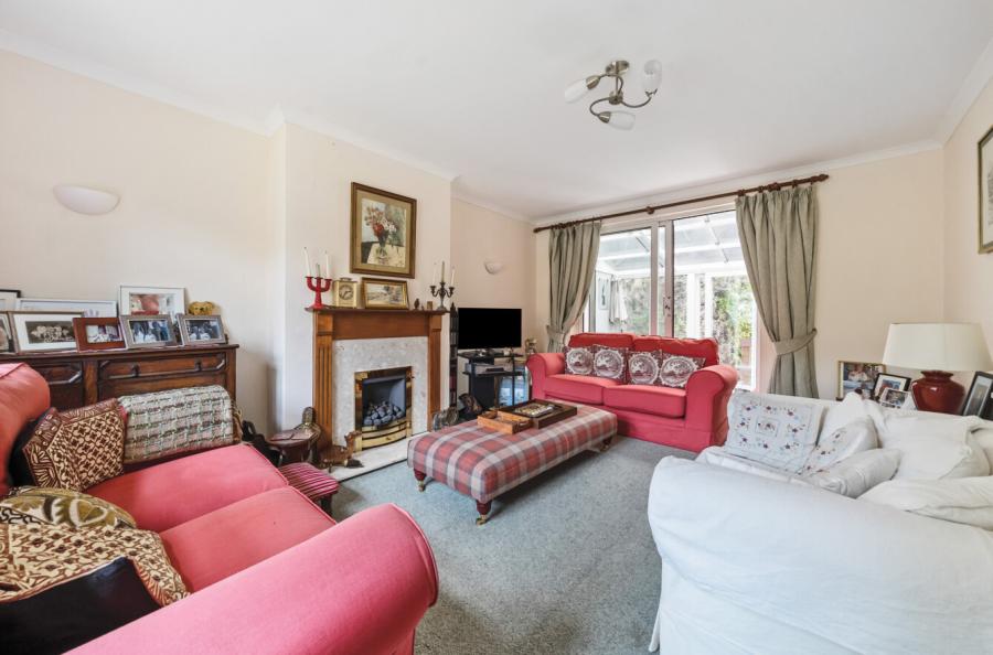 4 bedroom  detached house for sale