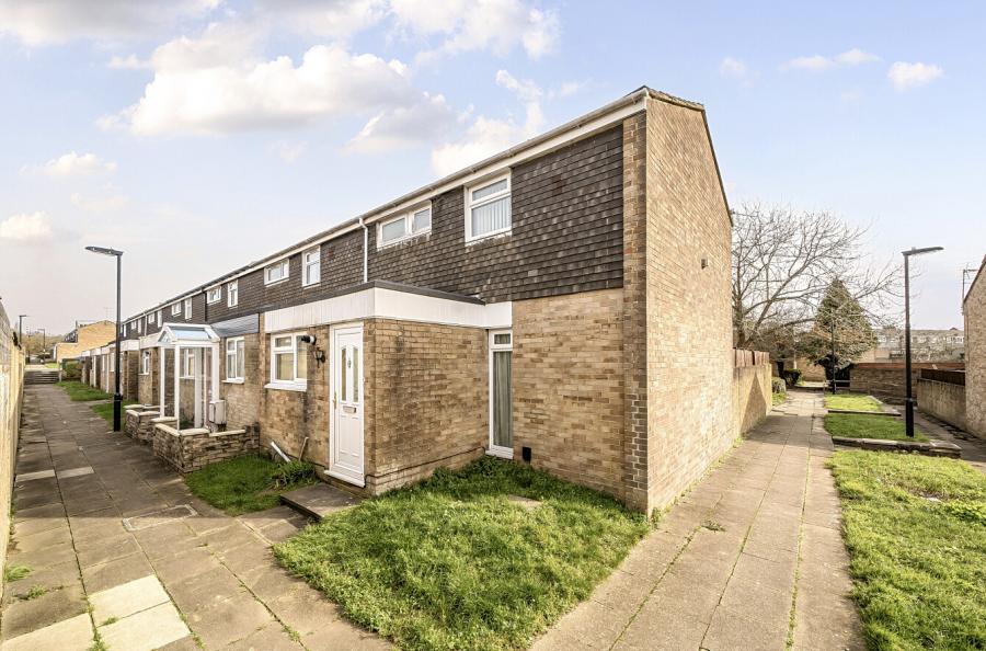 2 bedroom house for sale