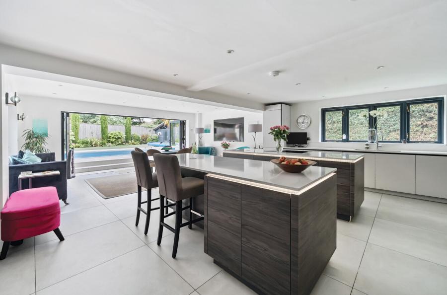 7 bedroom  detached house for sale