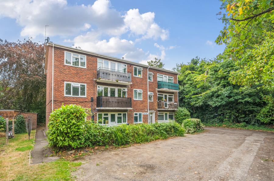 1 bedroom apartment for sale