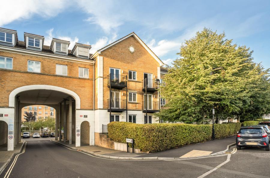 2 bedroom apartment for sale