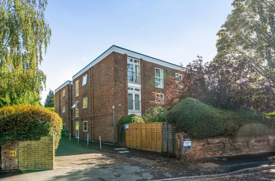 2 bedroom apartment for sale