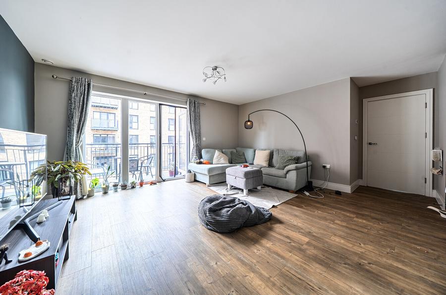 2 bedroom apartment for sale