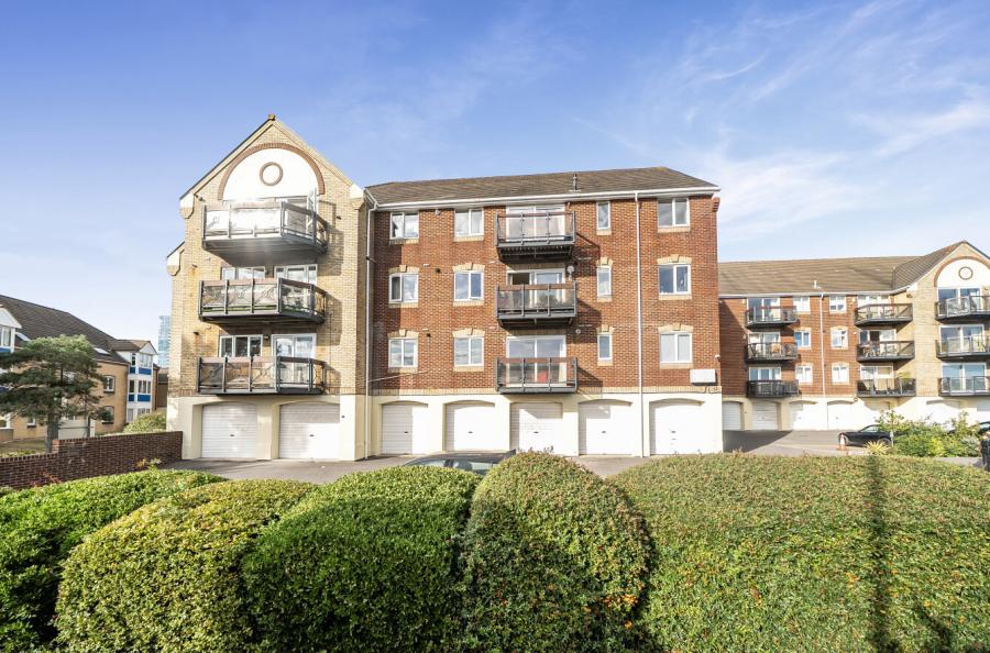 2 bedroom apartment for sale