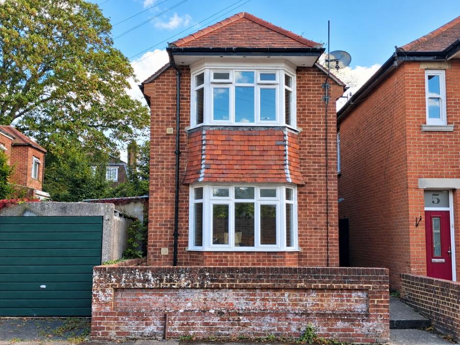 3 bedroom  detached house for sale