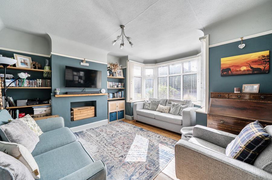 3 bedroom  semi-detached house for sale