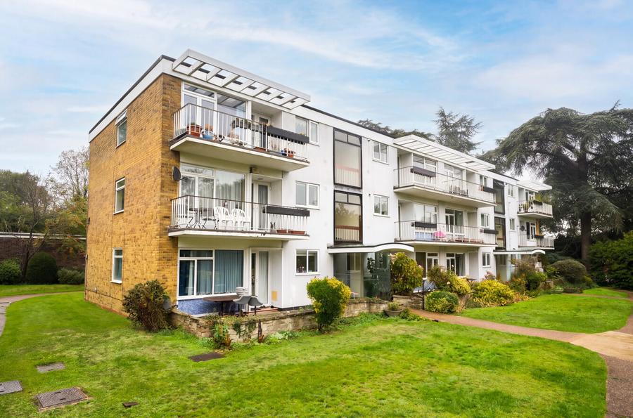 2 bedroom apartment for sale