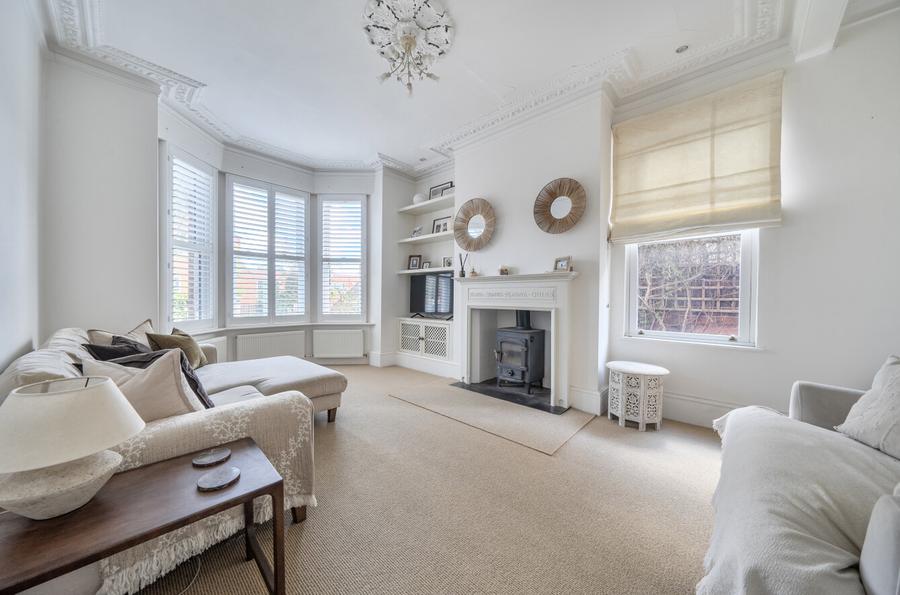 4 bedroom  semi-detached house for sale