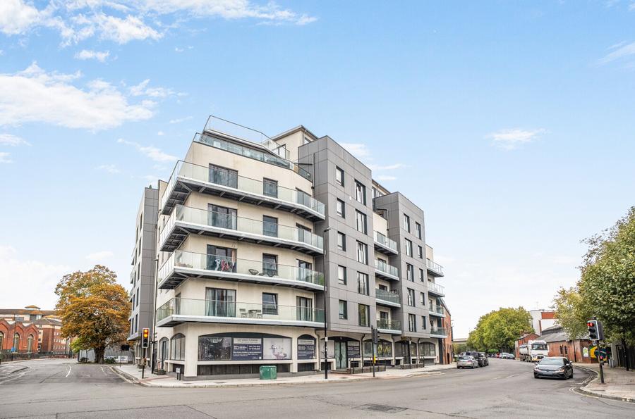 2 bedroom apartment for sale