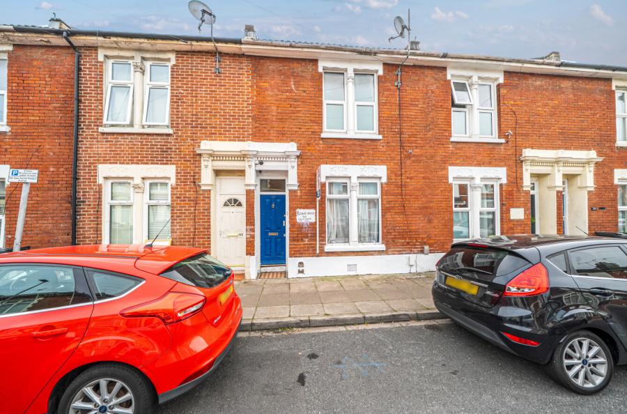 3 bedroom terraced house to rent
