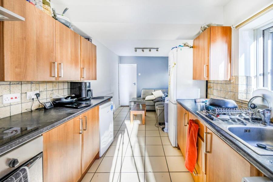 5 bedroom house to rent
