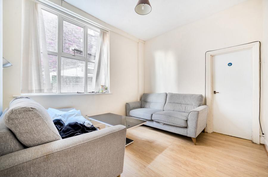 6 bedroom  terraced house to rent