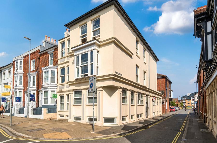 2 bedroom apartment to rent