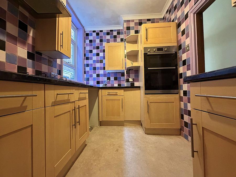 3 bedroom  terraced house to rent
