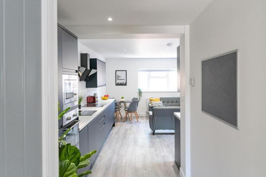 7 bedroom house to rent