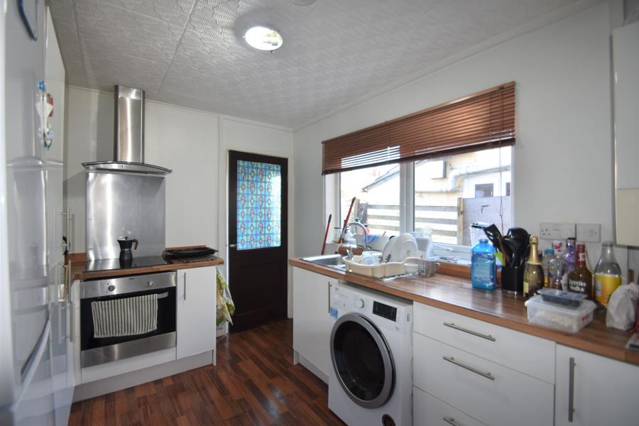 3 bedroom  terraced house to rent
