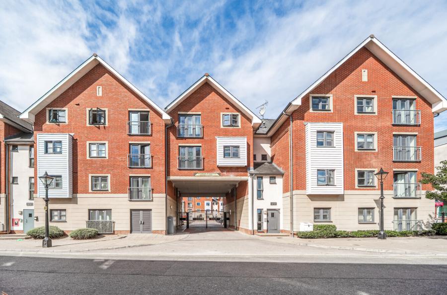 2 bedroom apartment for sale
