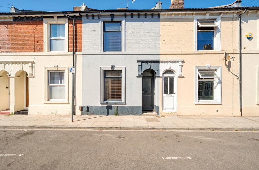2 bedroom house for sale