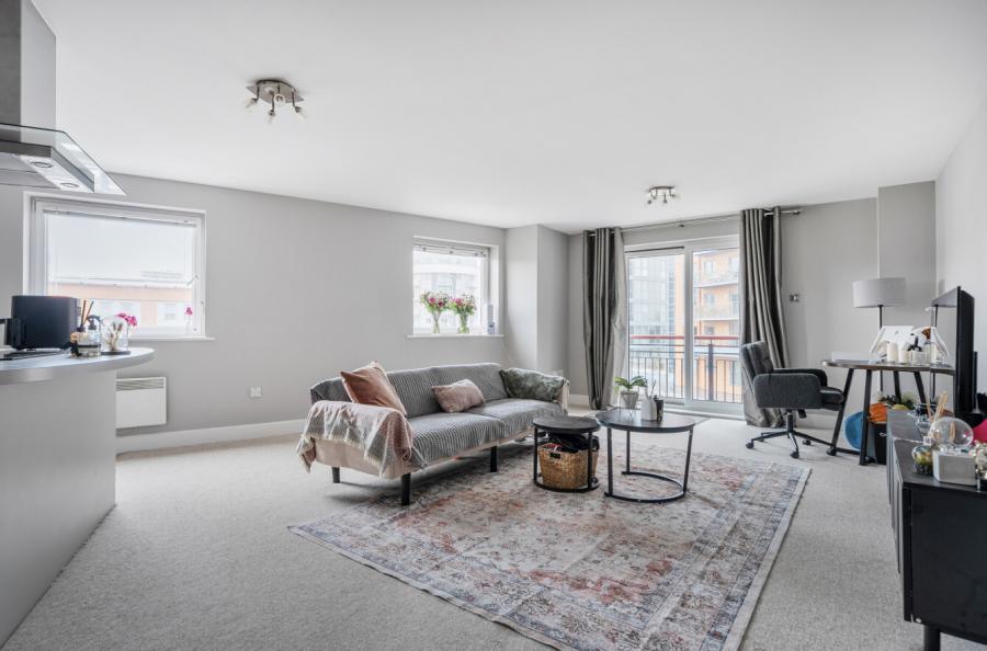 2 bedroom apartment for sale