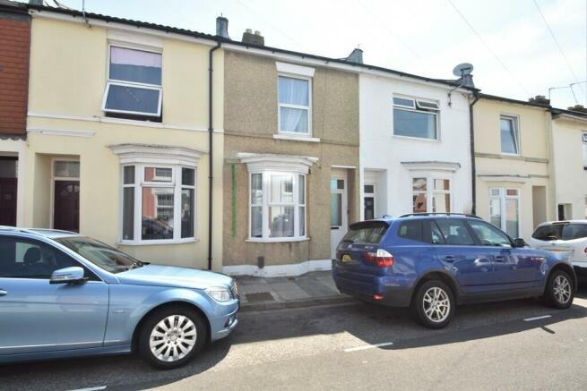 3 bedroom  terraced house for sale