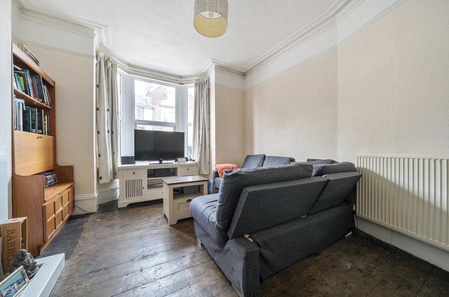 4 bedroom  terraced house for sale