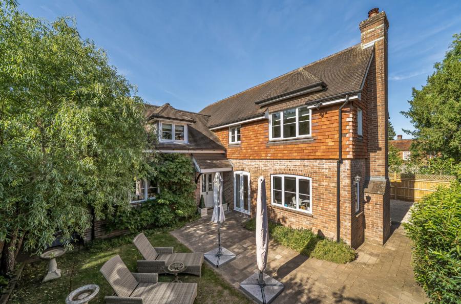 3 bedroom  detached house for sale