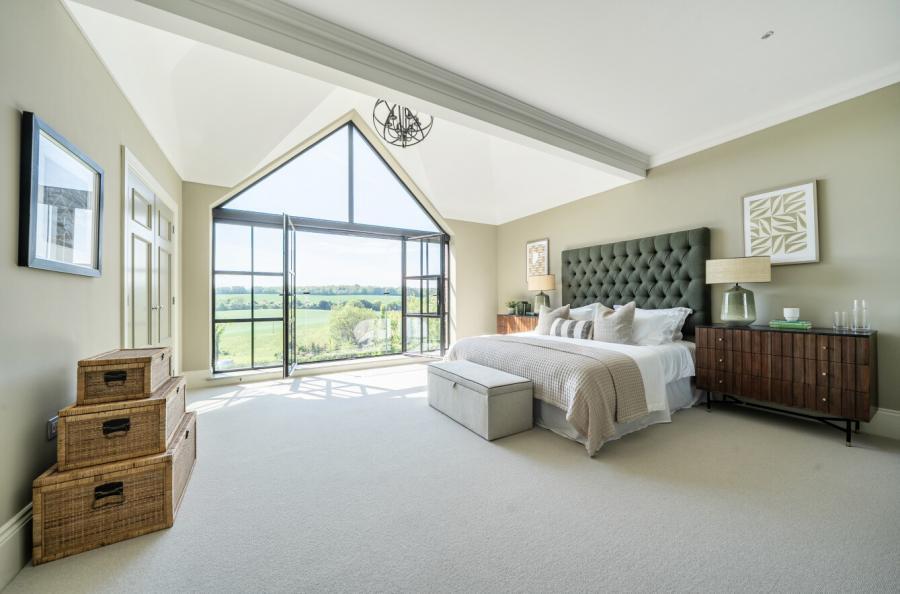4 bedroom  detached house for sale