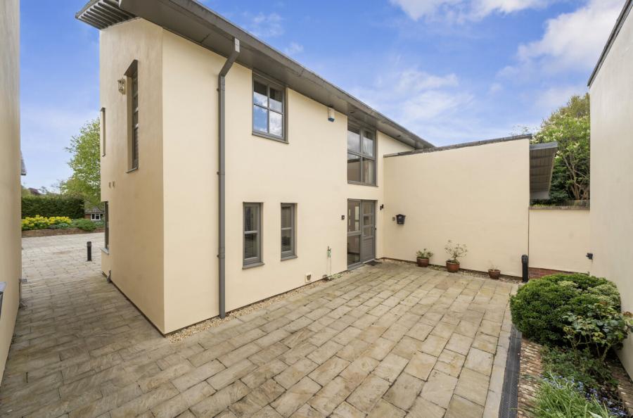 3 bedroom house for sale