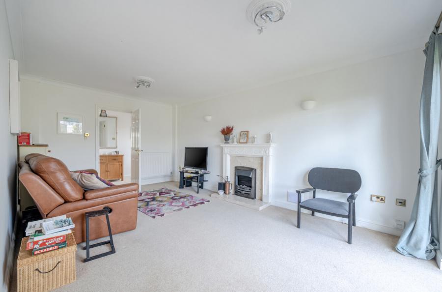 3 bedroom  detached bungalow for sale