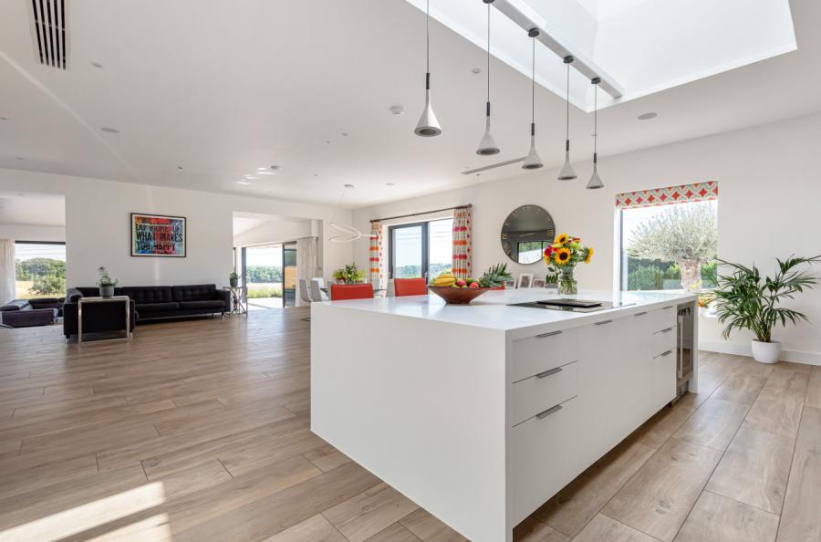 5 bedroom  detached detached house for sale