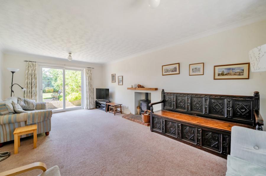 4 bedroom  detached house for sale
