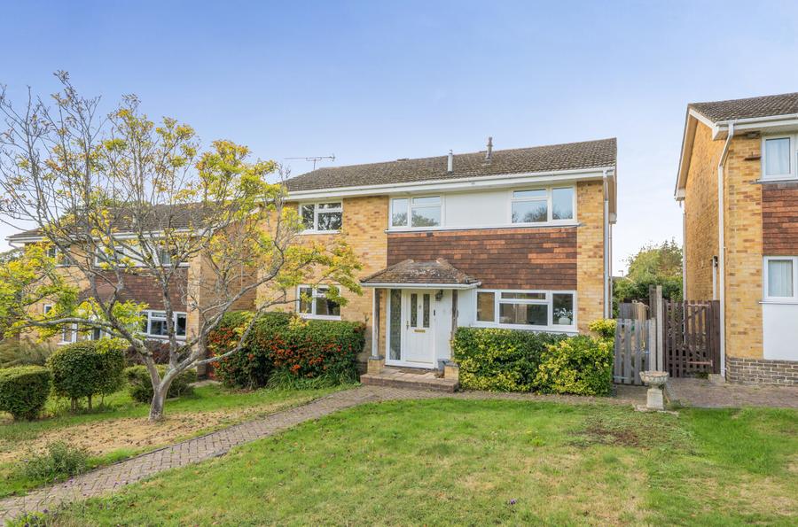 4 bedroom  detached house for sale