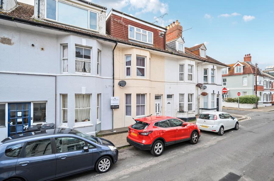 1 bedroom apartment for sale