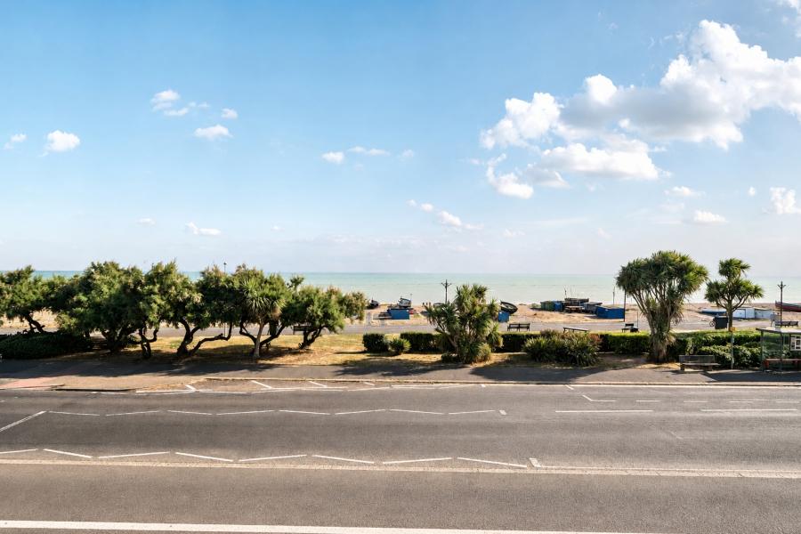 4 bedroom  terraced house for sale