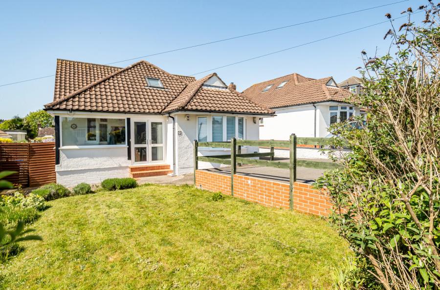 5 bedroom  detached house for sale